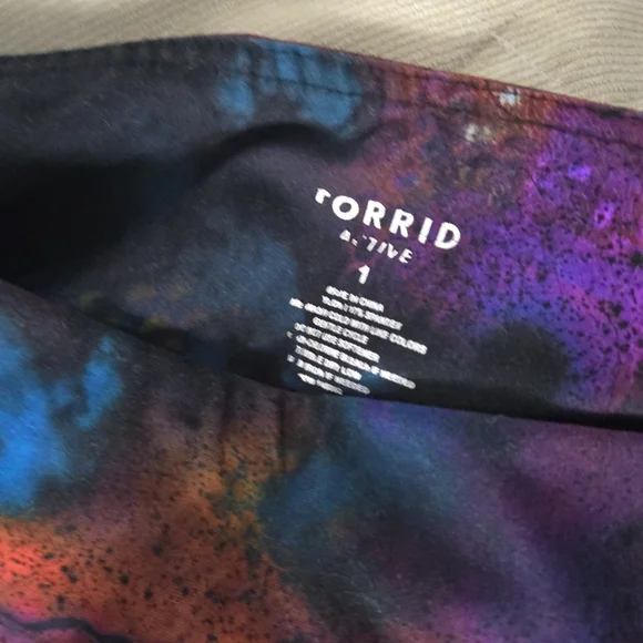 Torrid Active Yoga Or Workout Outfit (Sports Bra & Leggings) - Picture 3 of 13